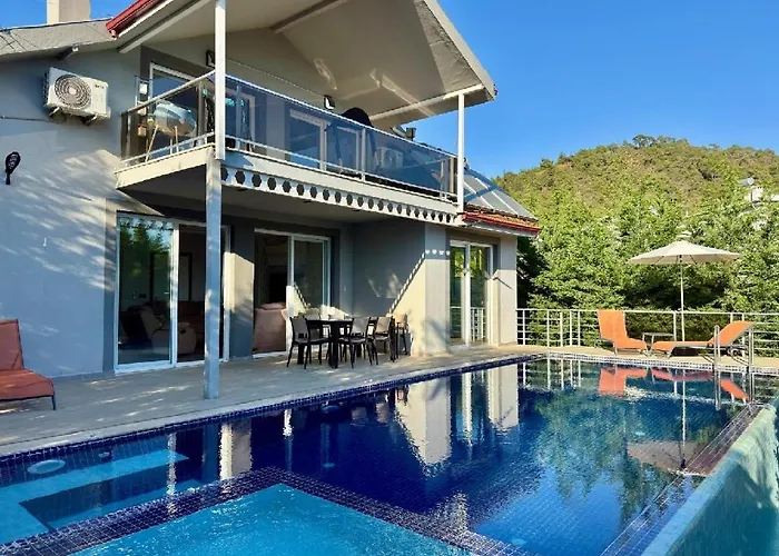 Karagedik Private With Pool Willa