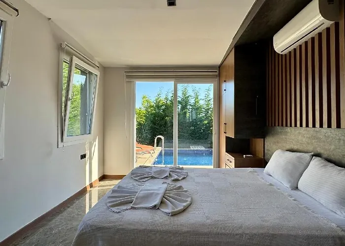 빌라 Karagedik Private With Pool *