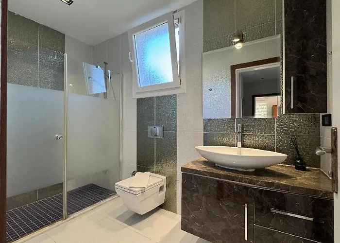 Karagedik Private With Pool 빌라 *